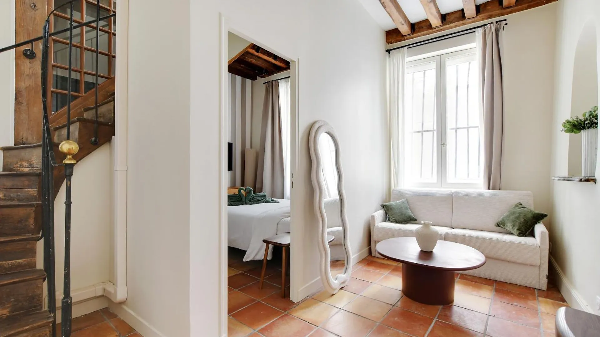Apartment Appartement Triplex A Saint-Germain-Des-Pres Paris